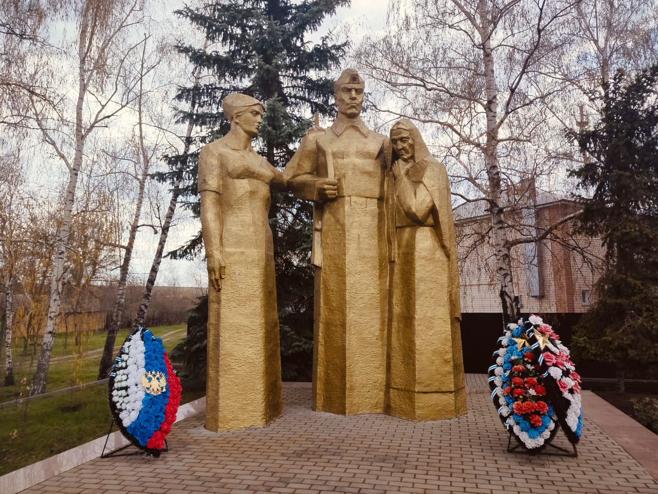 Подготовка к празднику..